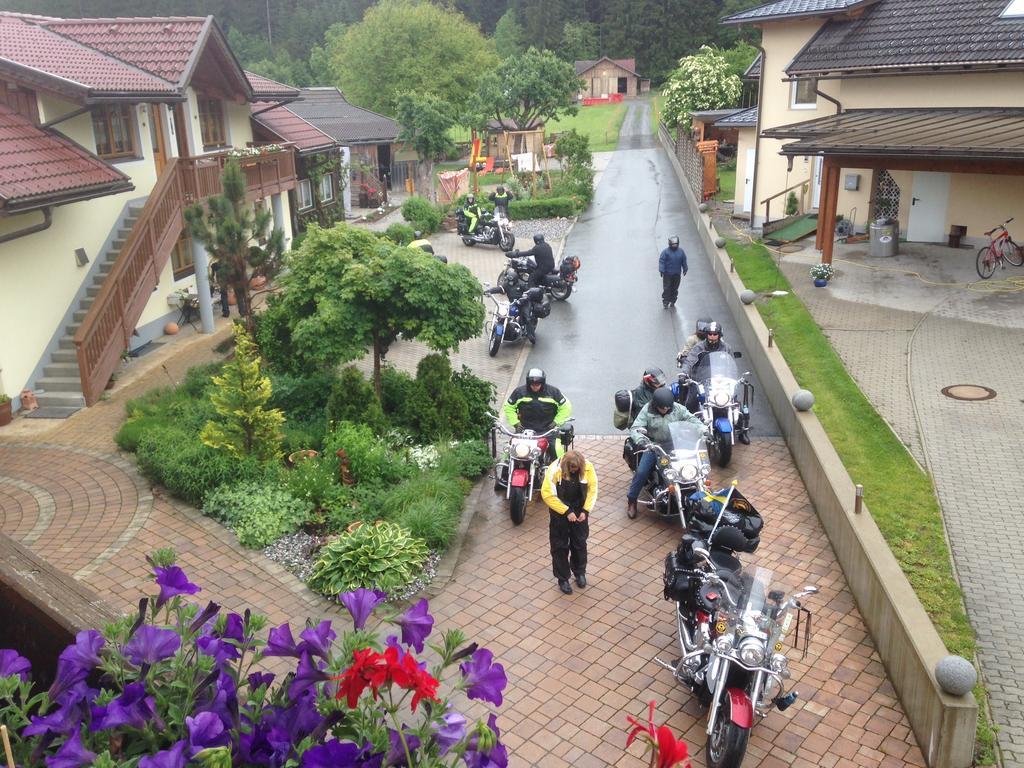 Gaestehaus Berger Tröpolach エクステリア 写真